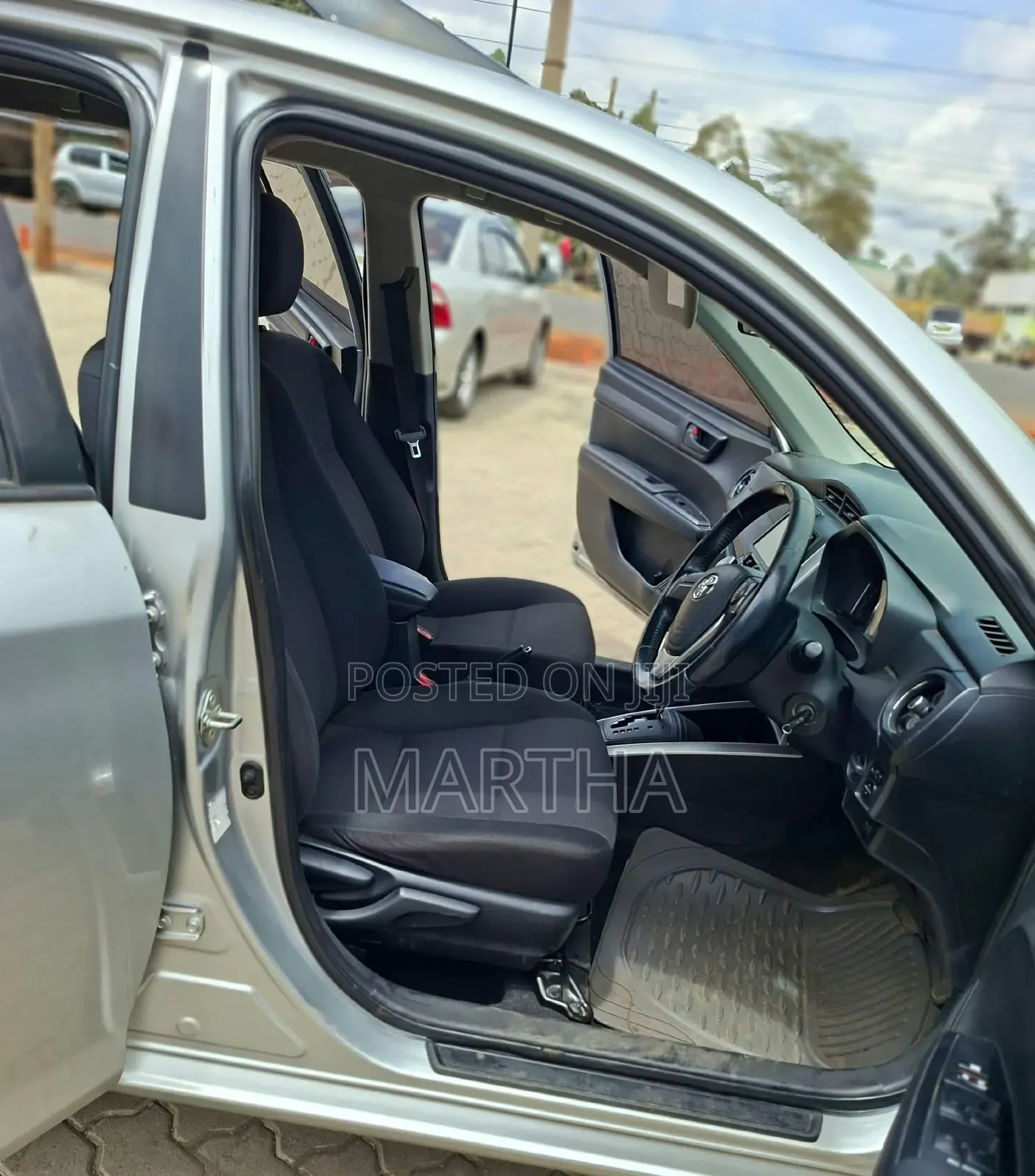 Toyota Corolla Fielder 2015 Silver