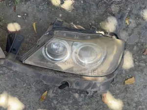 BMW E90 Xenon Headlights, Pair (Pre-Facelift 2005 to 2008)
