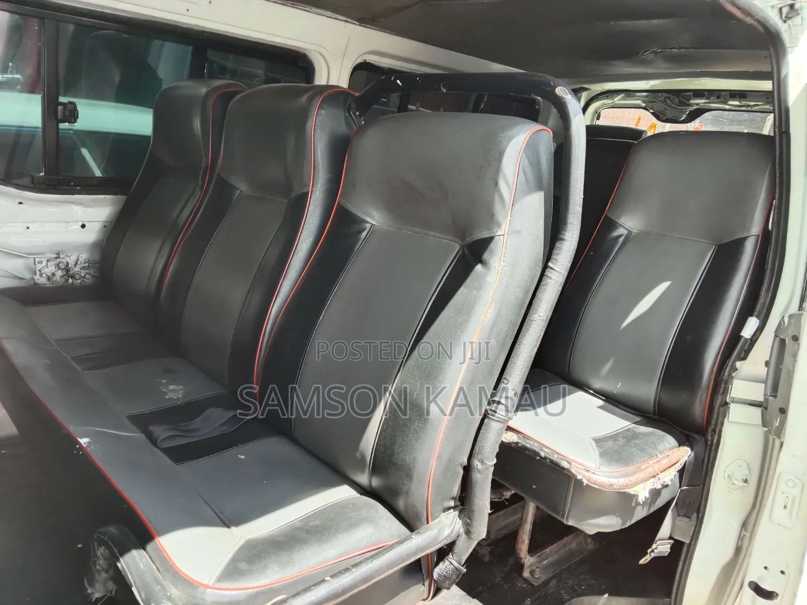 Toyota HiAce 2009 White