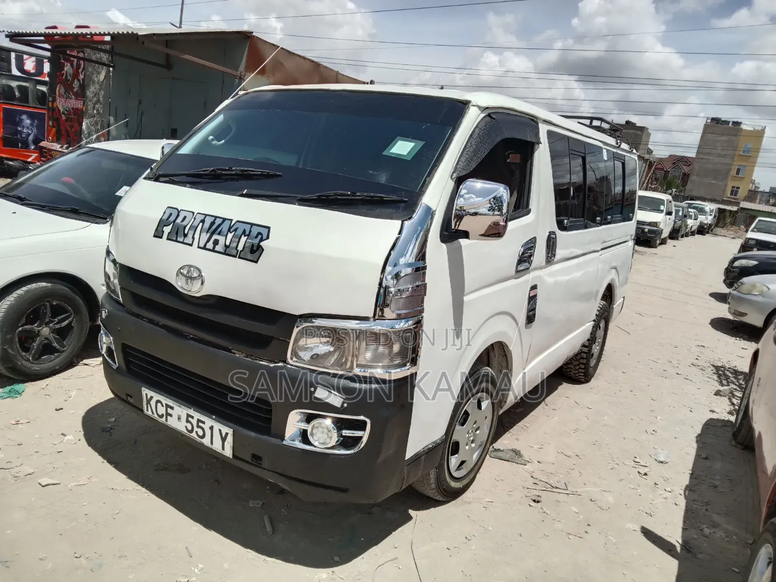 Toyota HiAce 2009 White