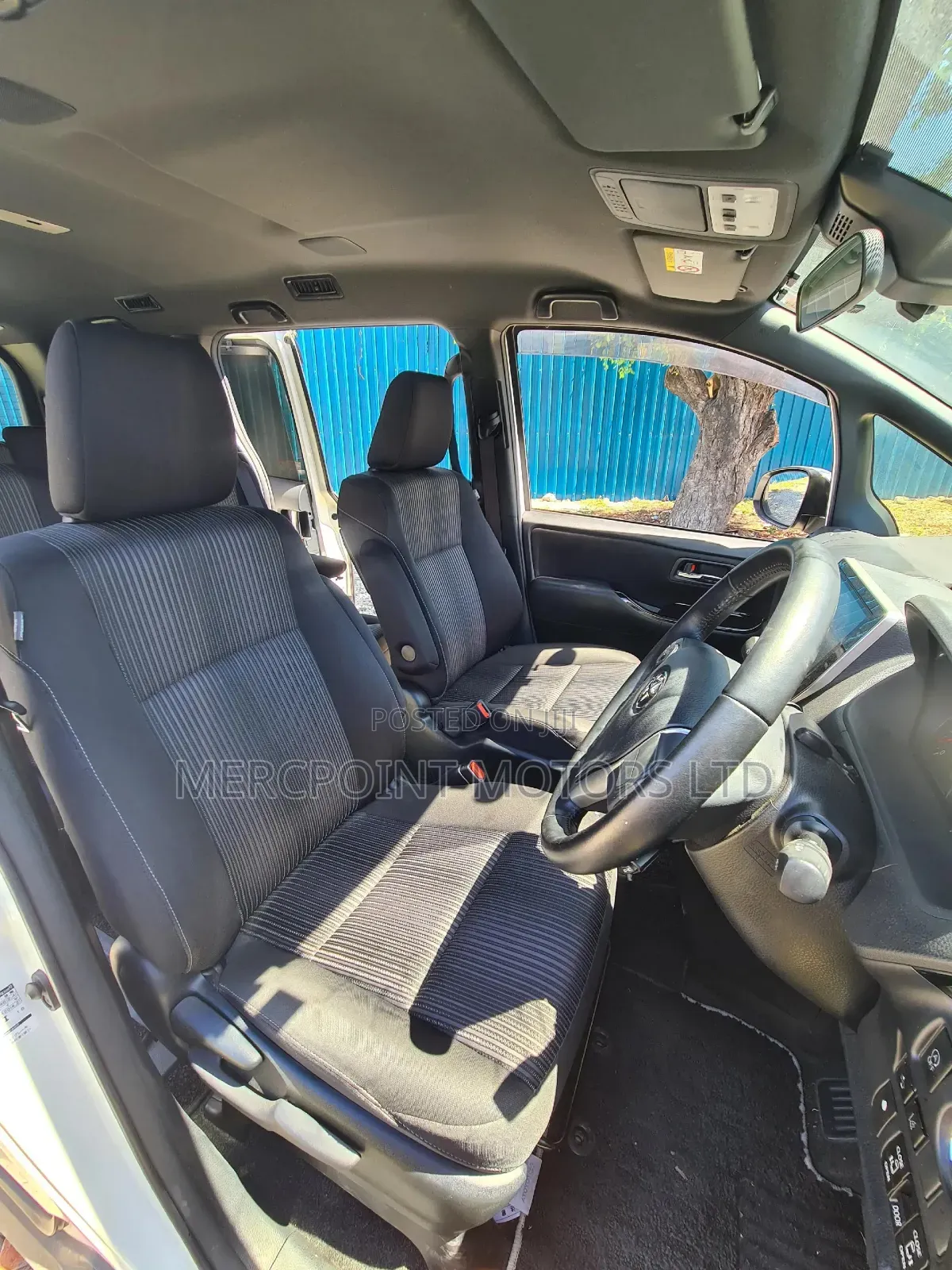 Toyota Voxy 2019 Pearl