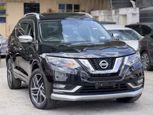 Nissan X-Trail 2.0 Petrol FWD 2018 Black