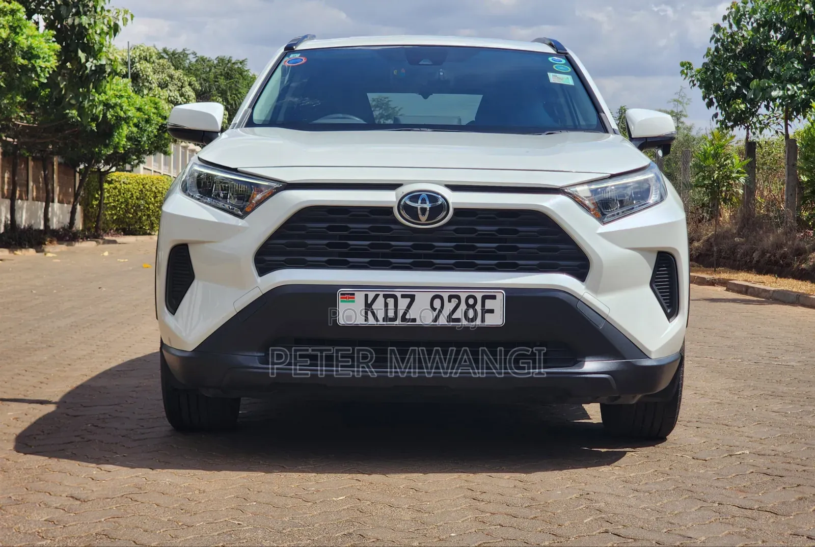 Toyota RAV4 2019 White