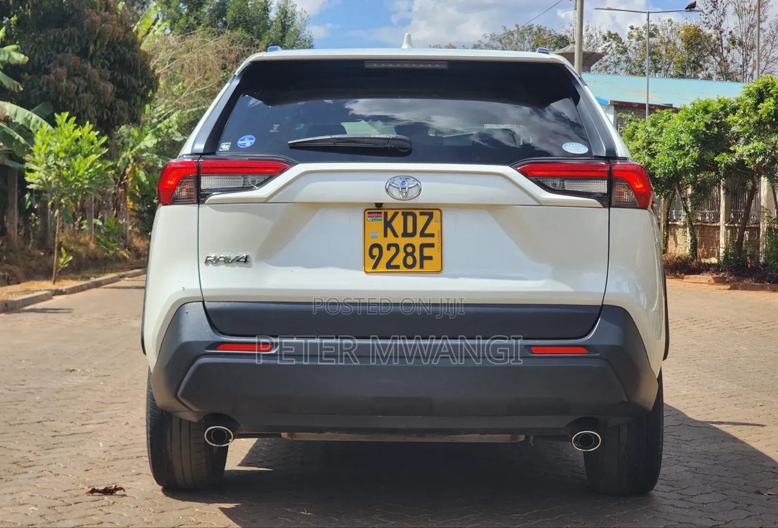 Toyota RAV4 2019 White