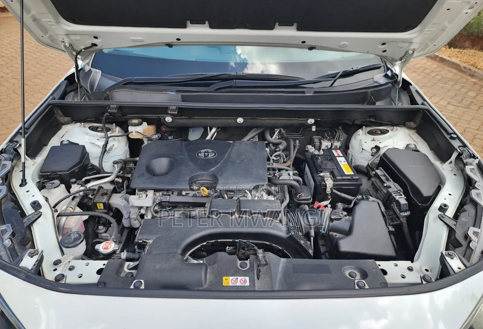 Toyota RAV4 2019 White