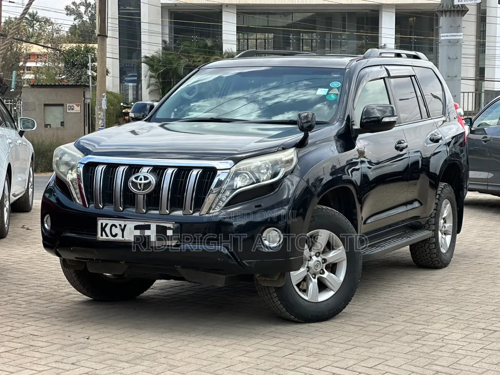 Toyota Land Cruiser Prado 2014 Black