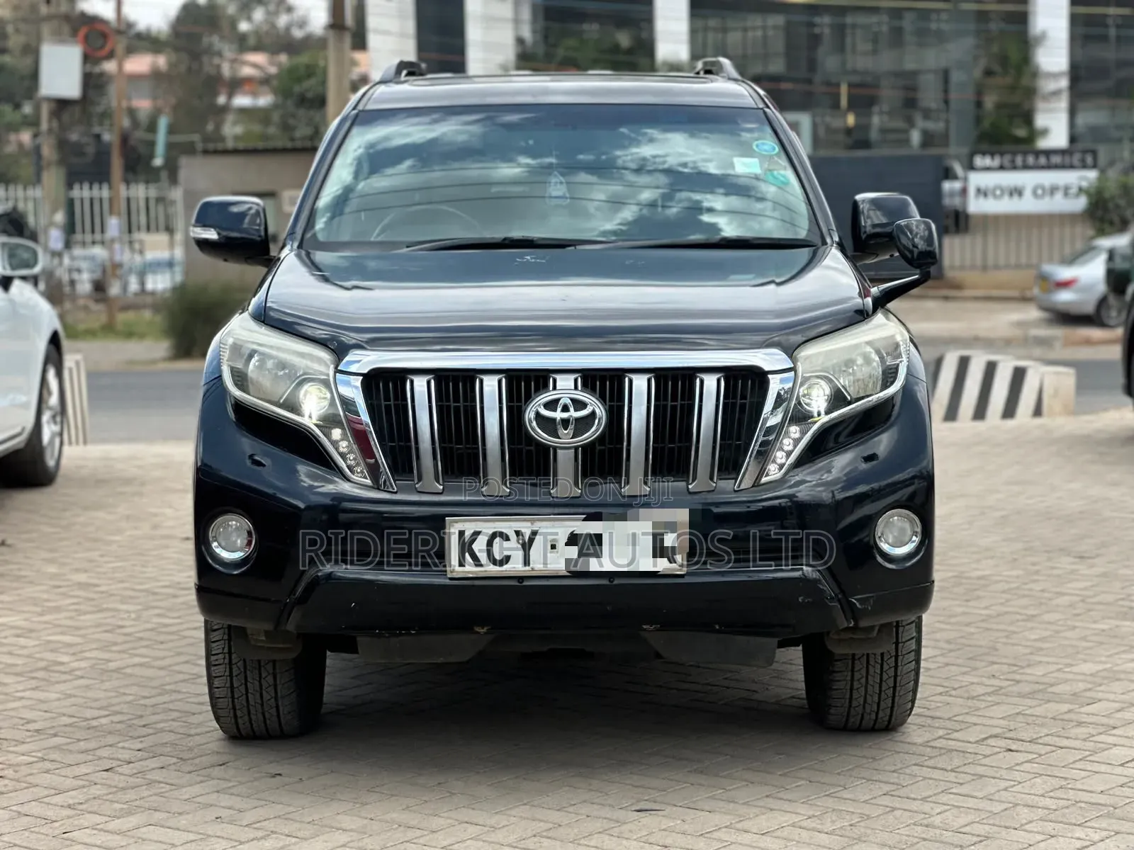 Toyota Land Cruiser Prado 2014 Black