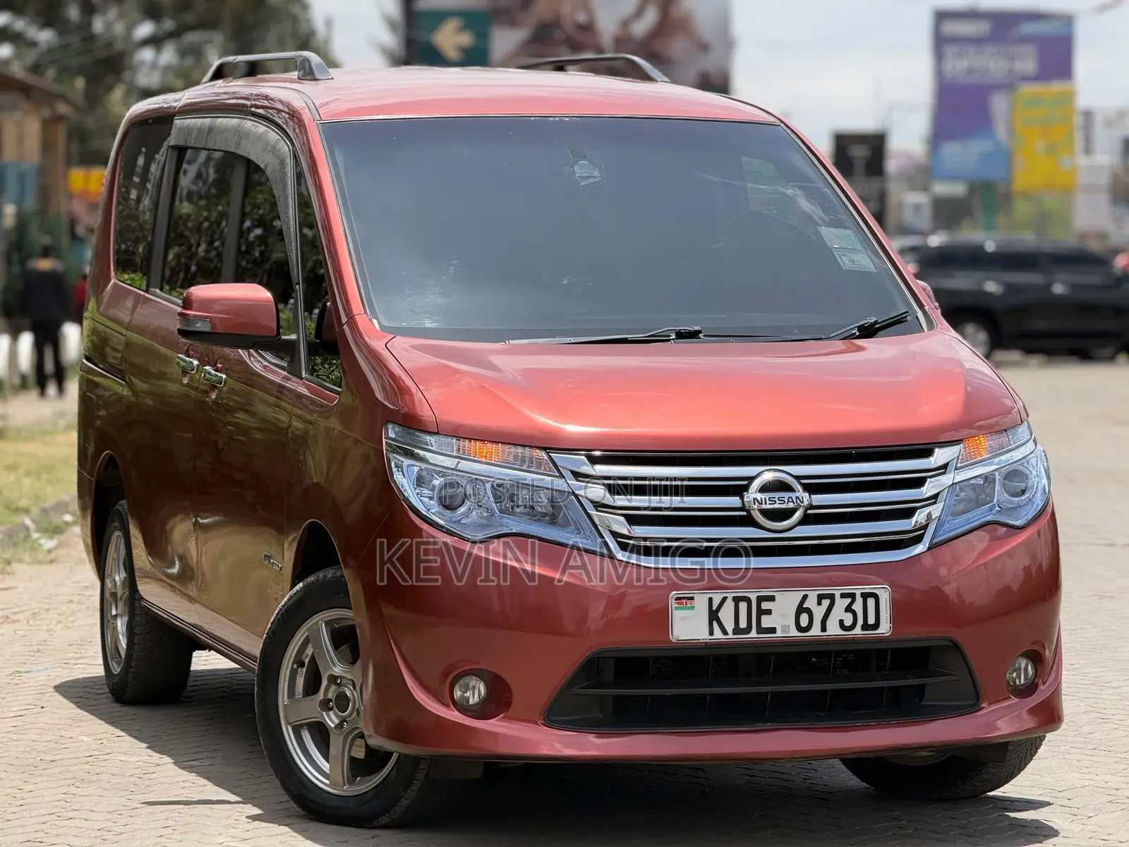 Nissan Serena 2014 Brown
