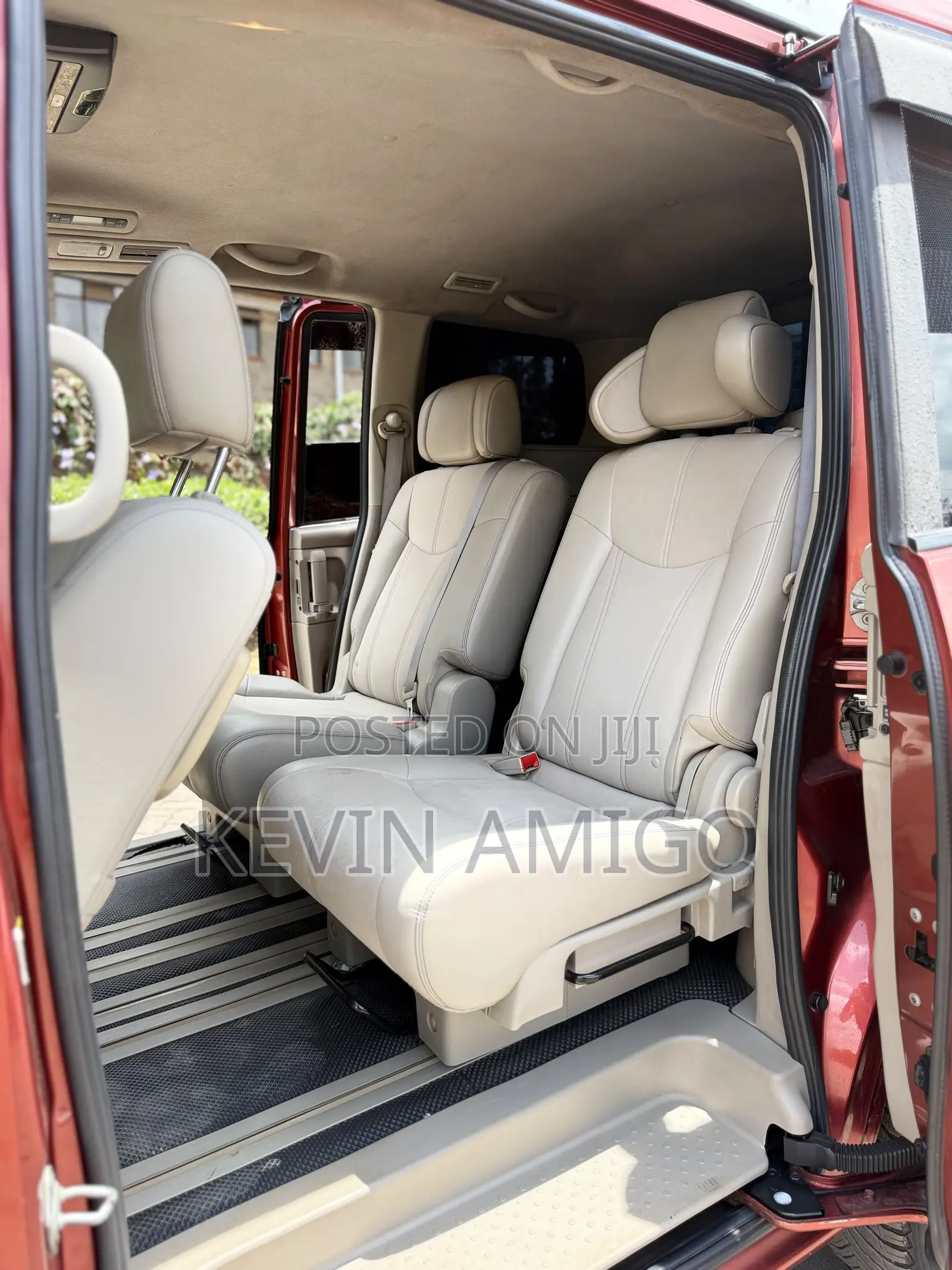 Nissan Serena 2014 Brown