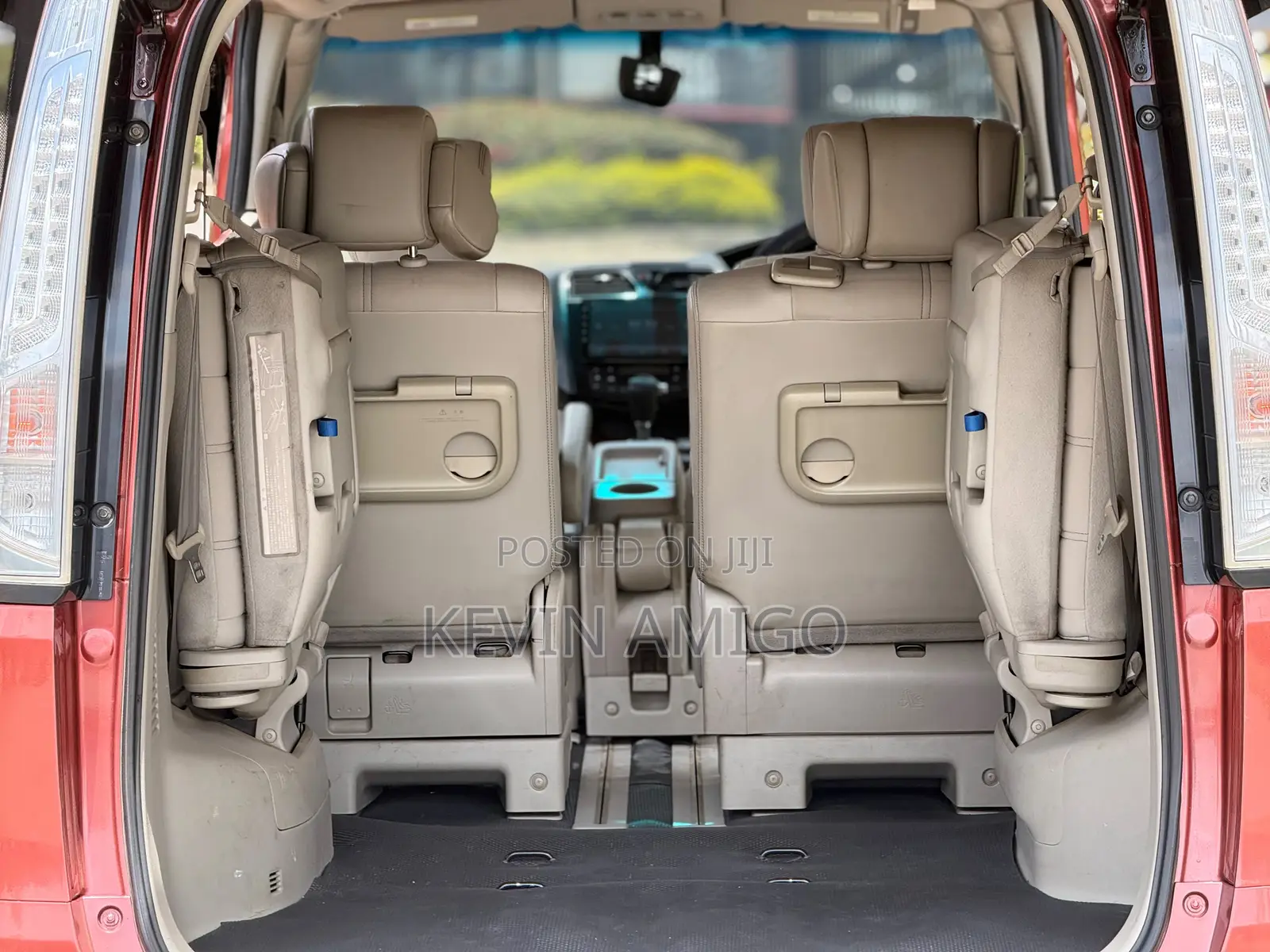Nissan Serena 2014 Brown