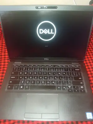 Laptop Dell Latitude 5300 8GB Intel Core i5 SSD 256GB