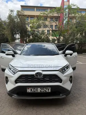 New Toyota RAV4 LE AWD 2020 White
