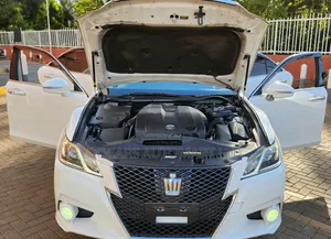 Toyota Crown 2015 Pearl
