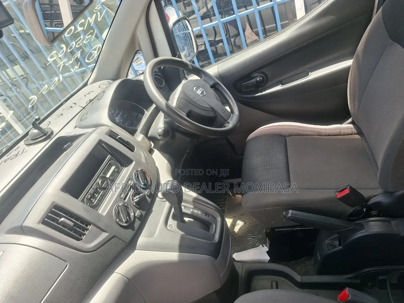 Nissan NV200 2019 White