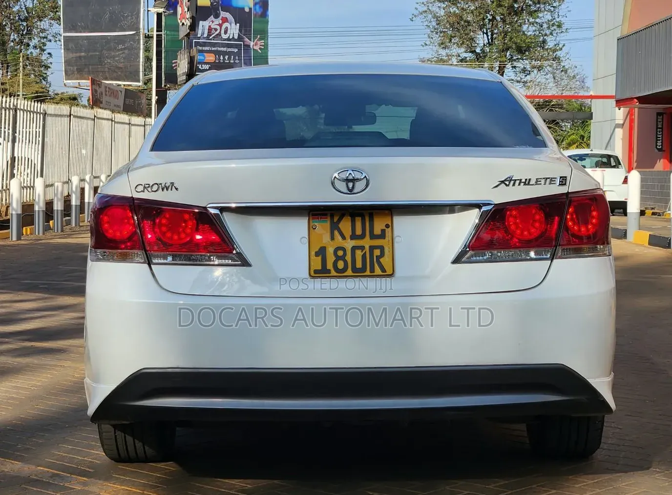 Toyota Crown 2015 Pearl