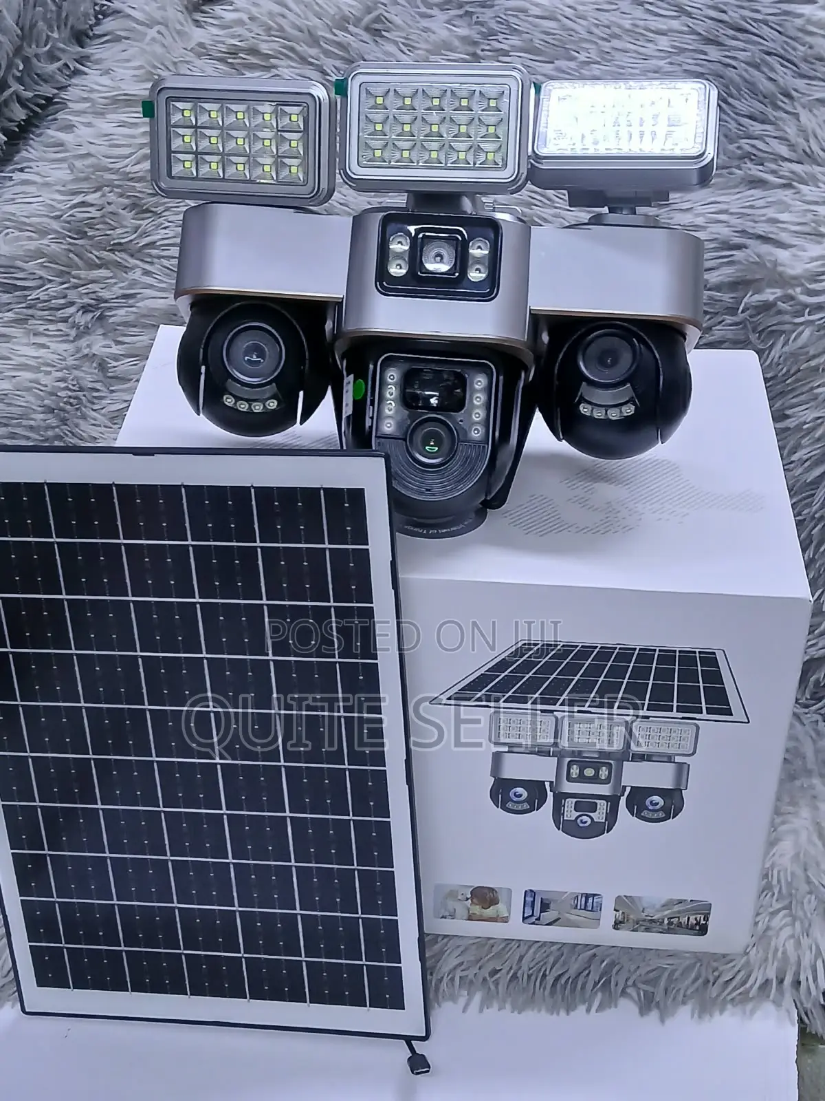 4G VTS30A Triple Lens PTZ Solar Camera 3 Street Lights & NightVision