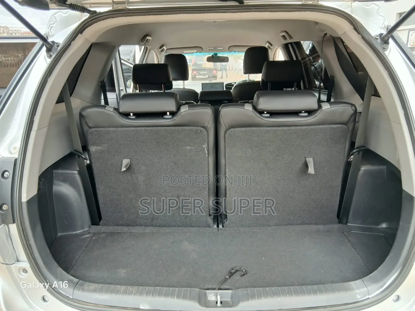Toyota Wish 2012 Silver
