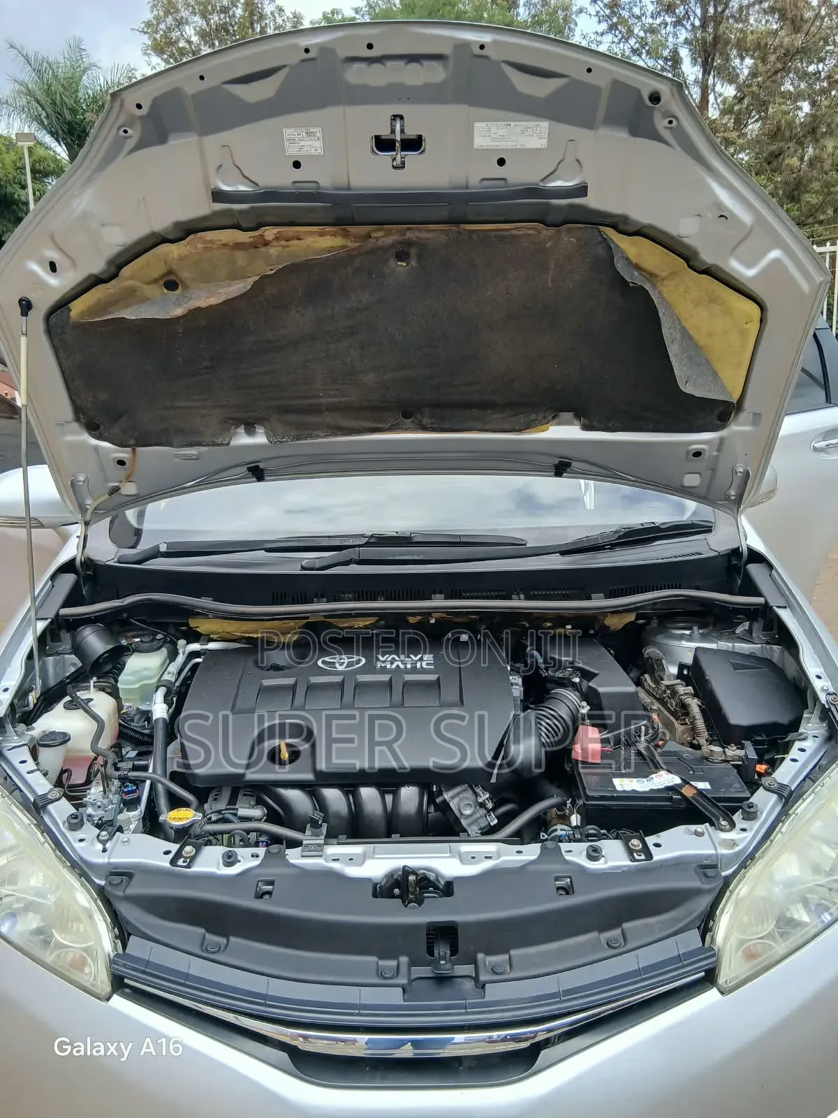 Toyota Wish 2012 Silver