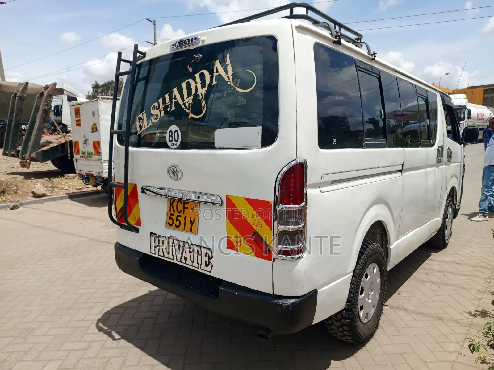 Toyota HiAce 2010 White
