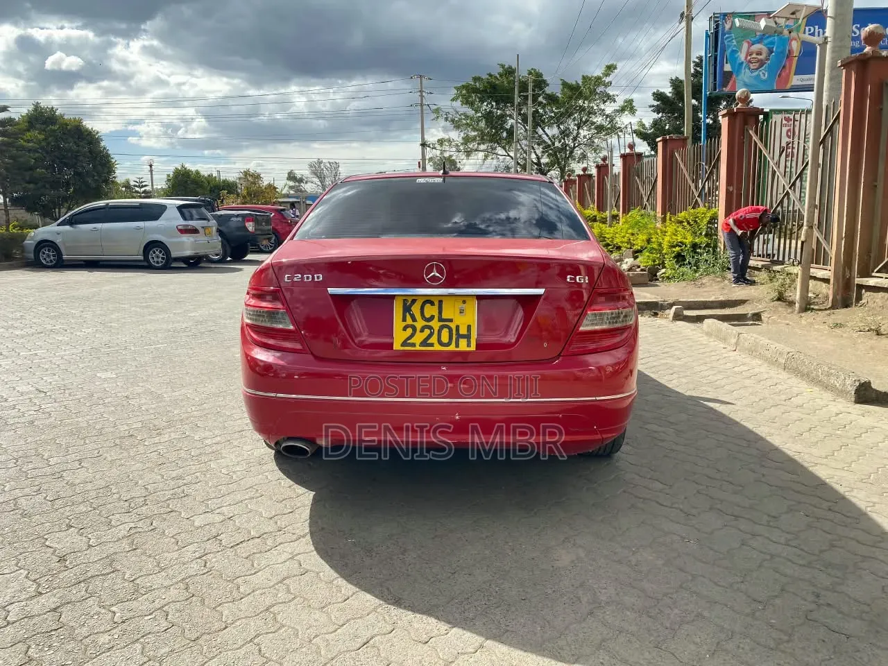 Mercedes-Benz C200 2012 Red