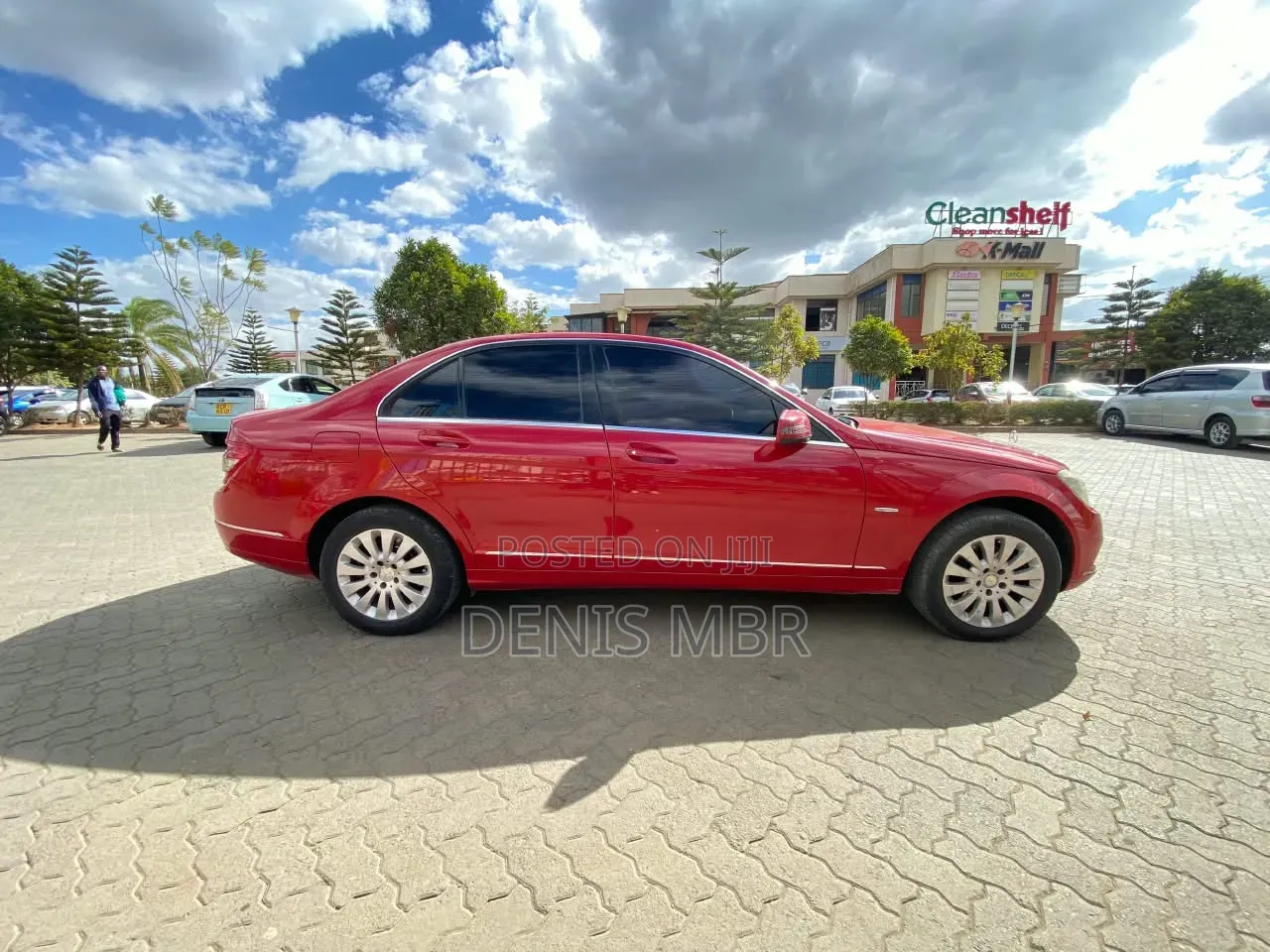 Mercedes-Benz C200 2012 Red