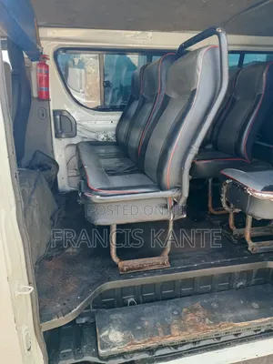 Toyota HiAce 2010 White