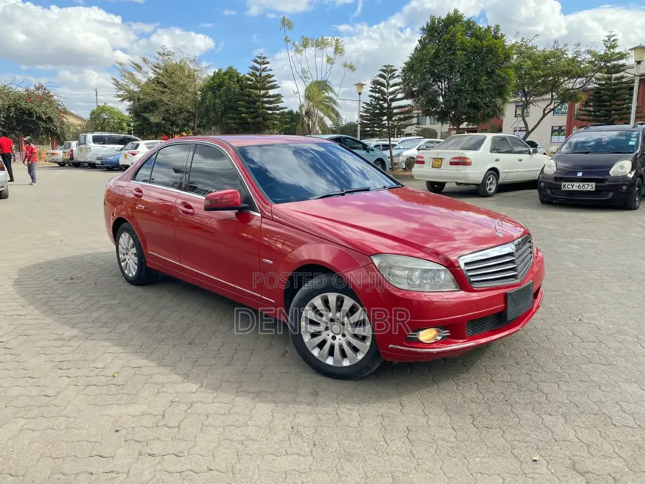 Mercedes-Benz C200 2012 Red