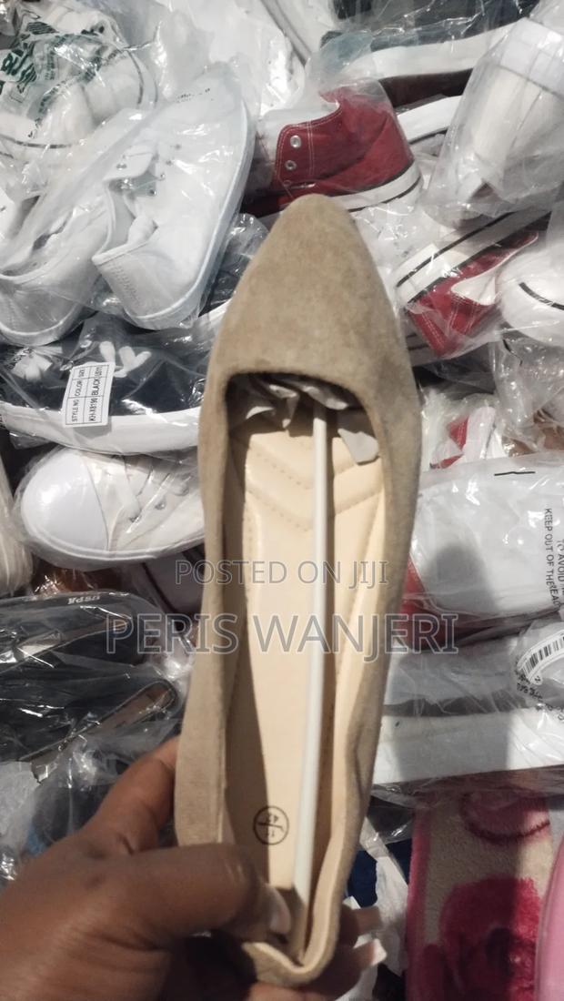 Women's Flats - thumbnail 3