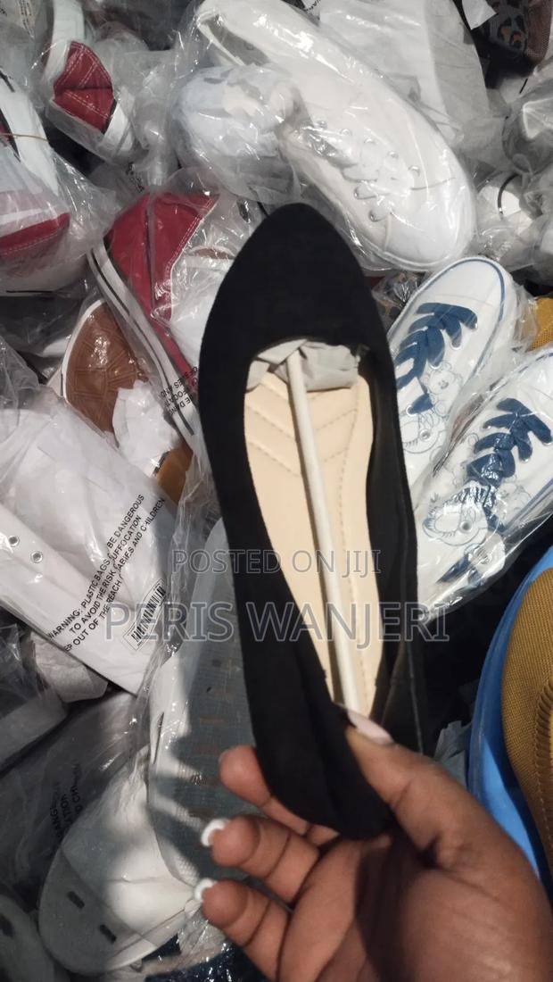 Women's Flats - thumbnail 11