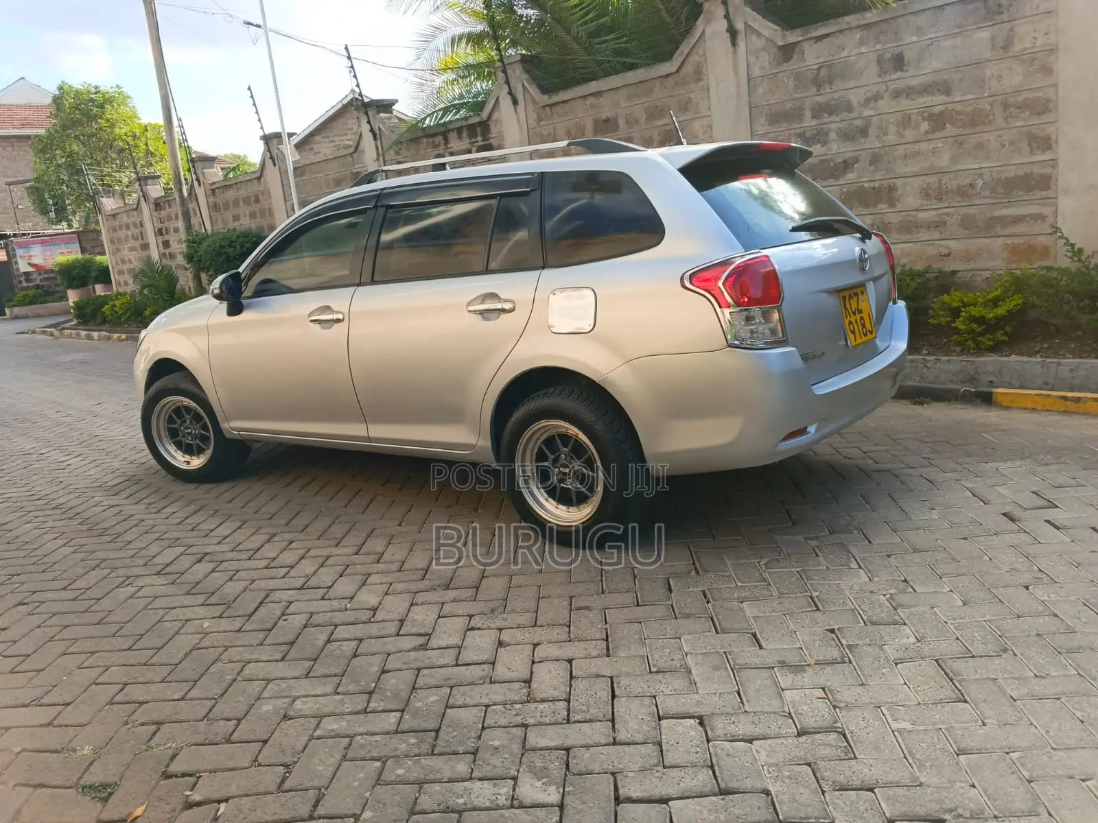 Toyota Corolla Fielder 2013 Silver
