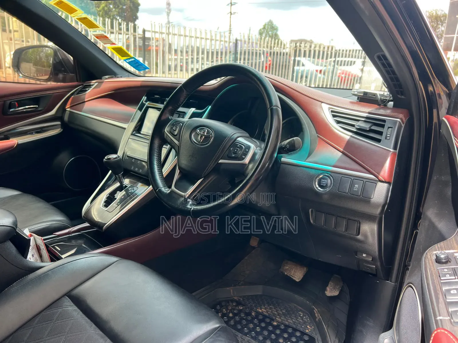 Toyota Harrier 2.0 2014 Black