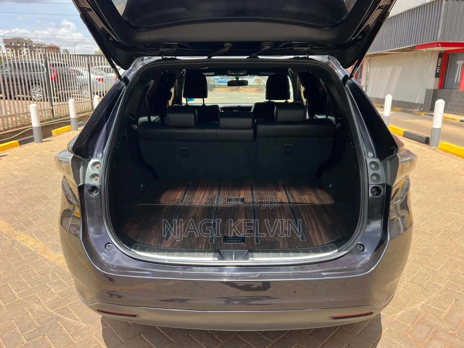 Toyota Harrier 2.0 2014 Black