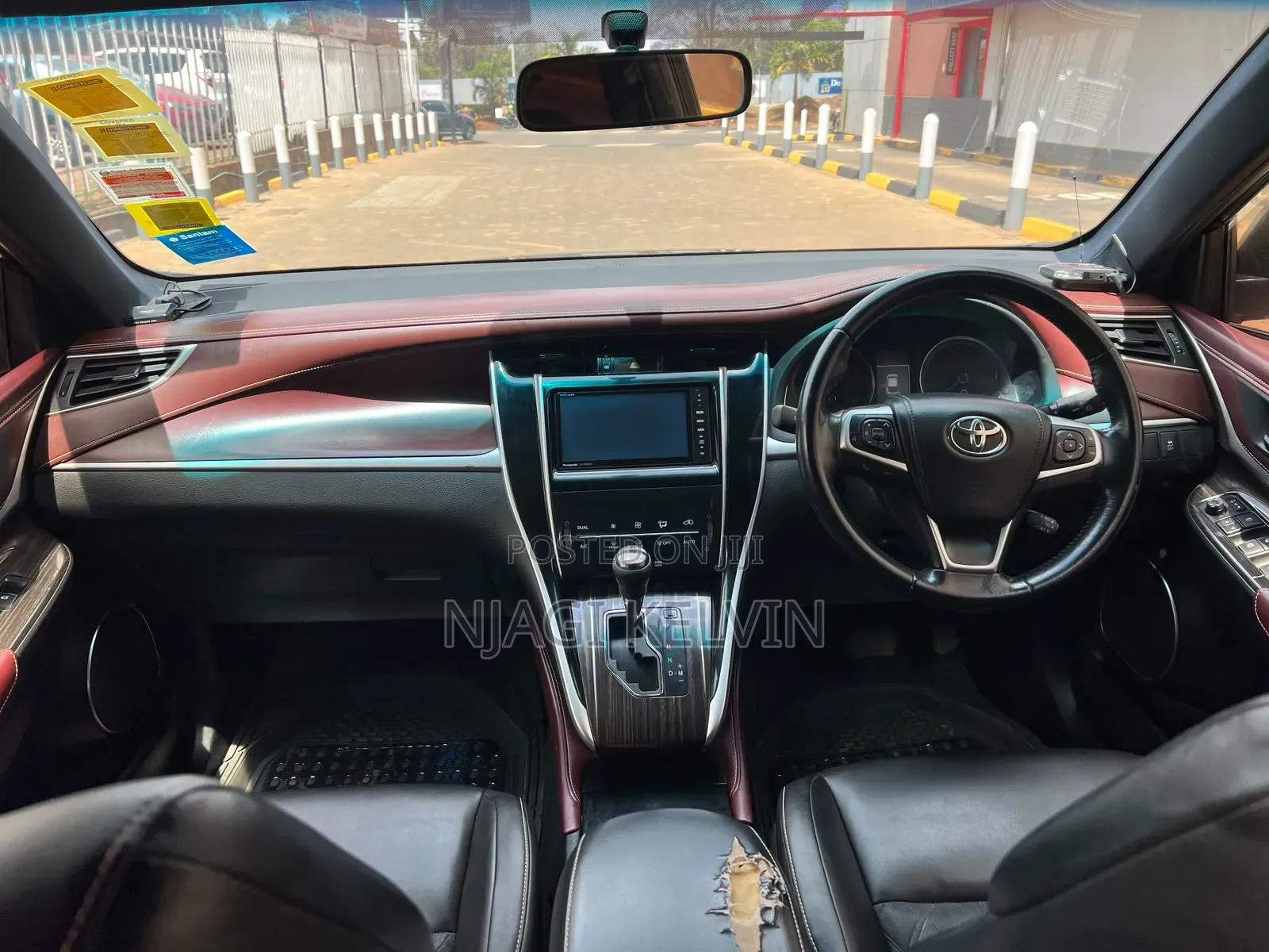 Toyota Harrier 2.0 2014 Black