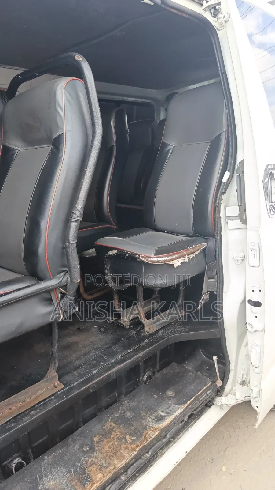 Toyota HiAce 2012 White