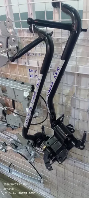 Mitsubishi and Isuzu Side Mirror Arms