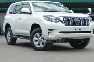 Toyota Land Cruiser Prado 2019 White