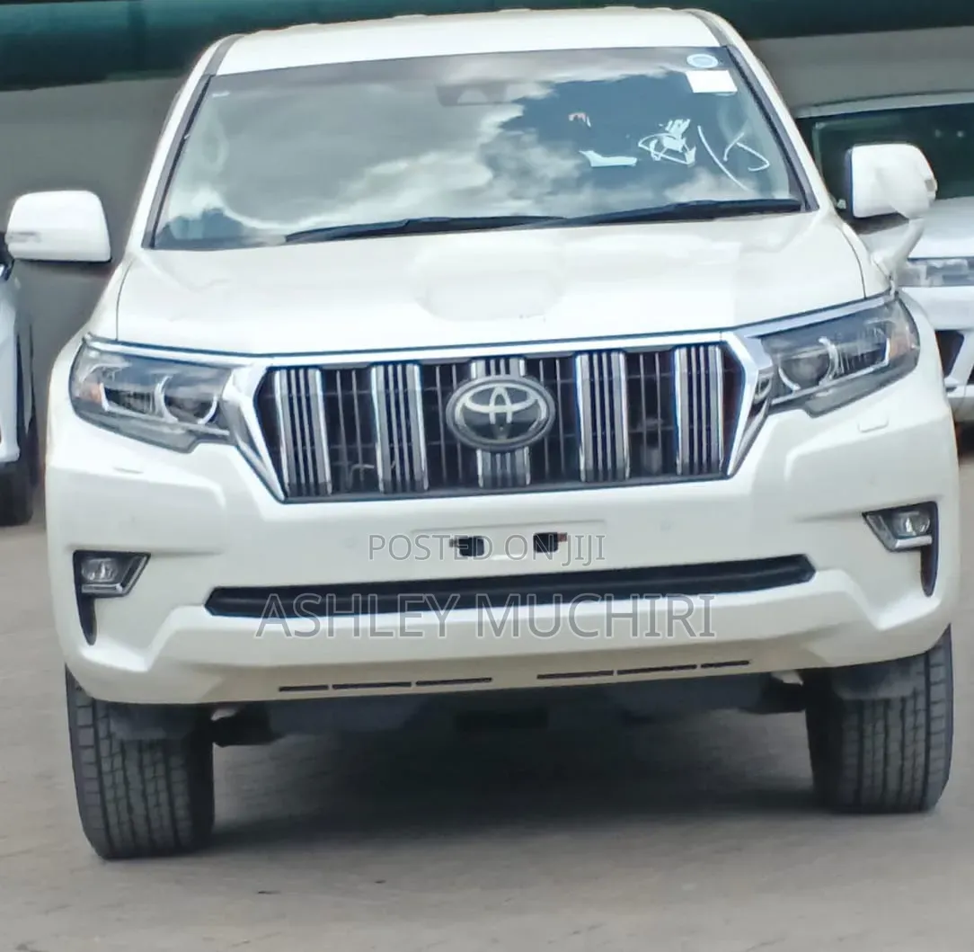 Toyota Land Cruiser Prado 2019 White