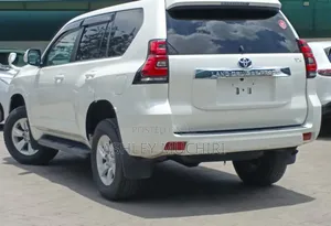 Toyota Land Cruiser Prado 2019 White