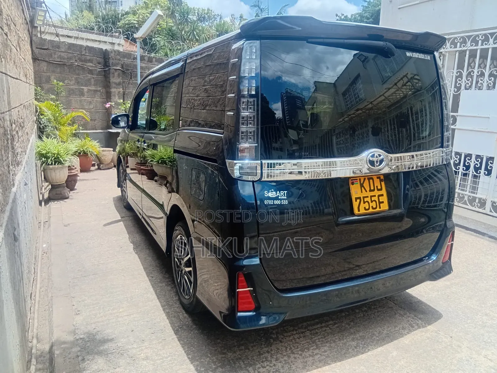 Toyota Voxy 2016 Black