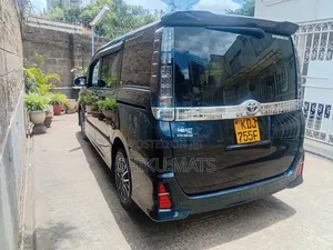 Toyota Voxy 2016 Black