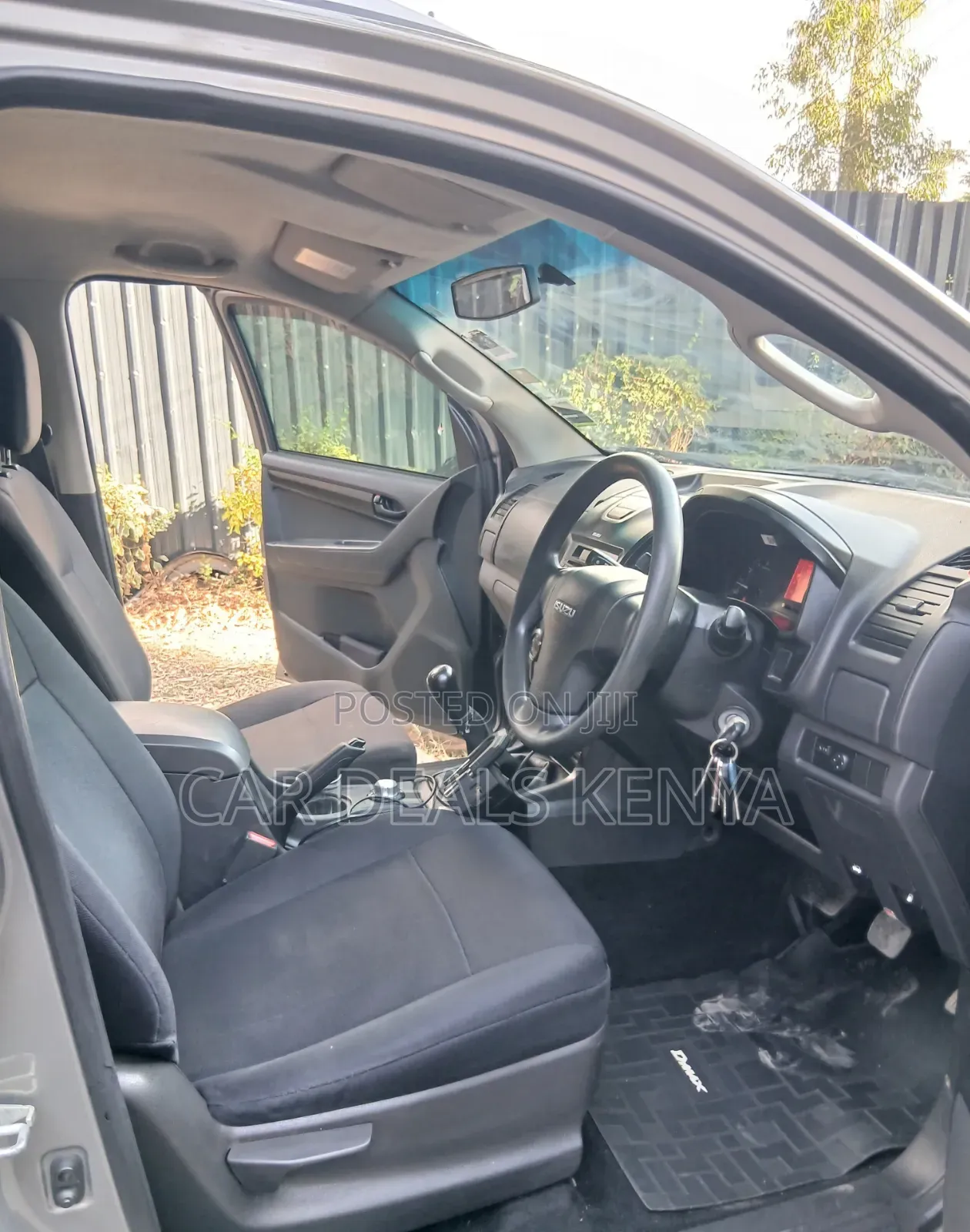 Isuzu D-MAX 2022 Gray