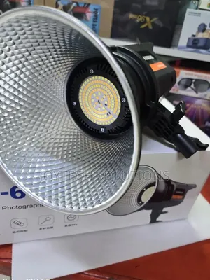 Professional Studio Lighting Lamp With Adjustable Color Temperature