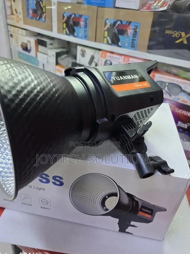 Professional Studio Lighting Lamp With Adjustable Color Temperature - thumbnail 2