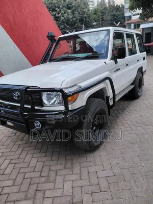 Toyota Land Cruiser 2020 White