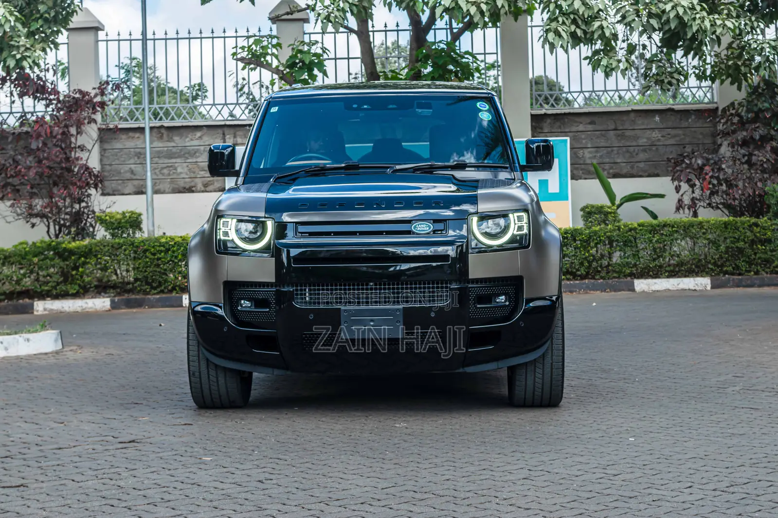 Land Rover Defender 2020 Brown