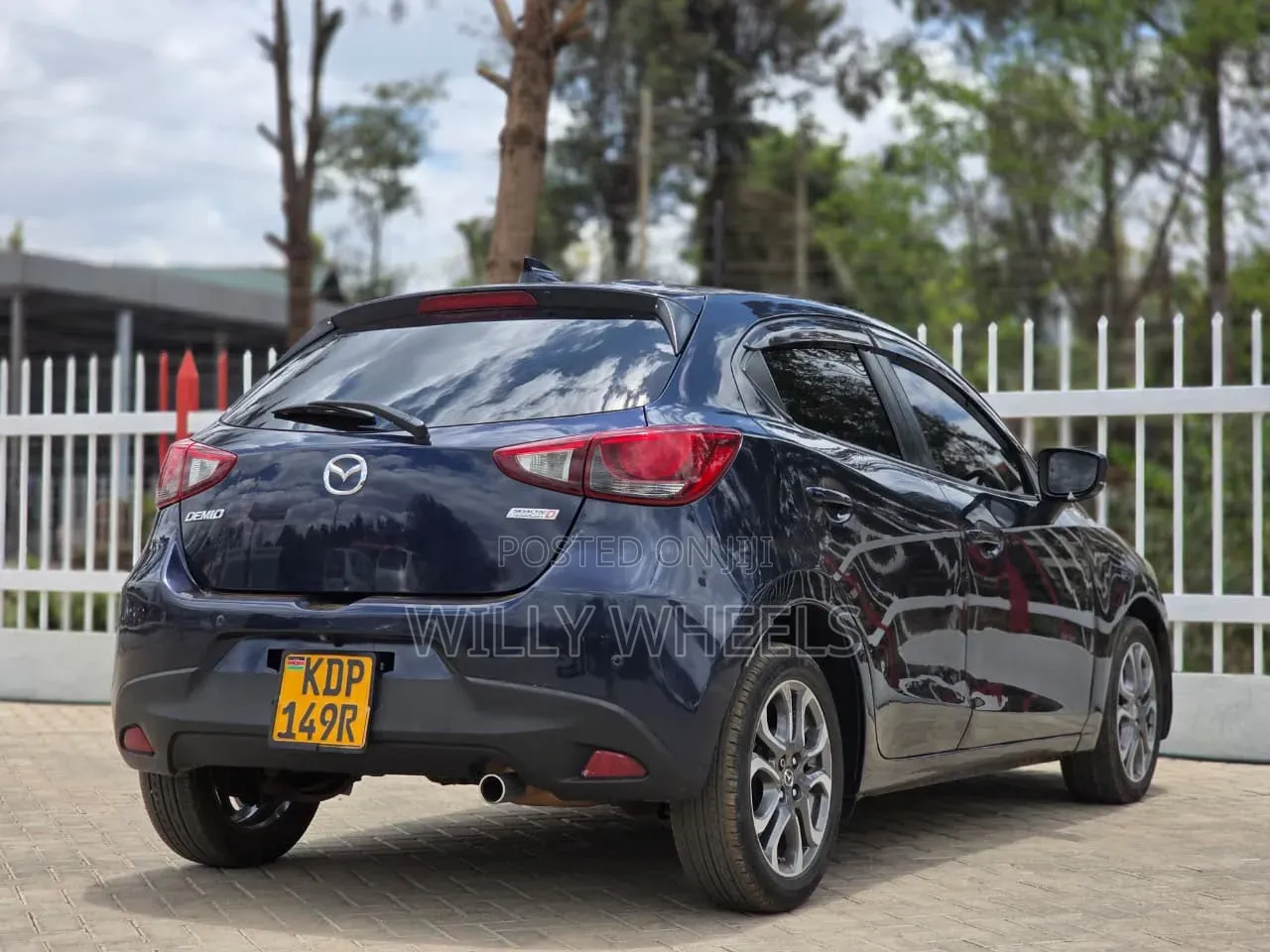 Mazda Demio 2017 Blue