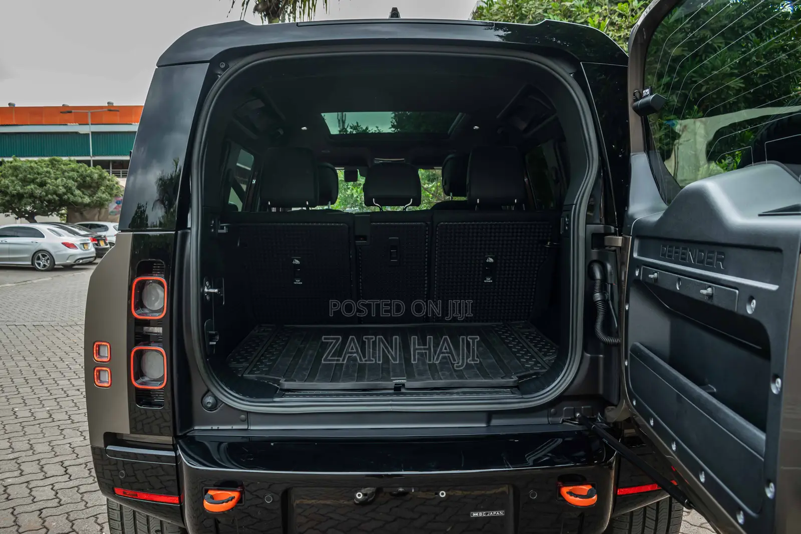 Land Rover Defender 2020 Brown