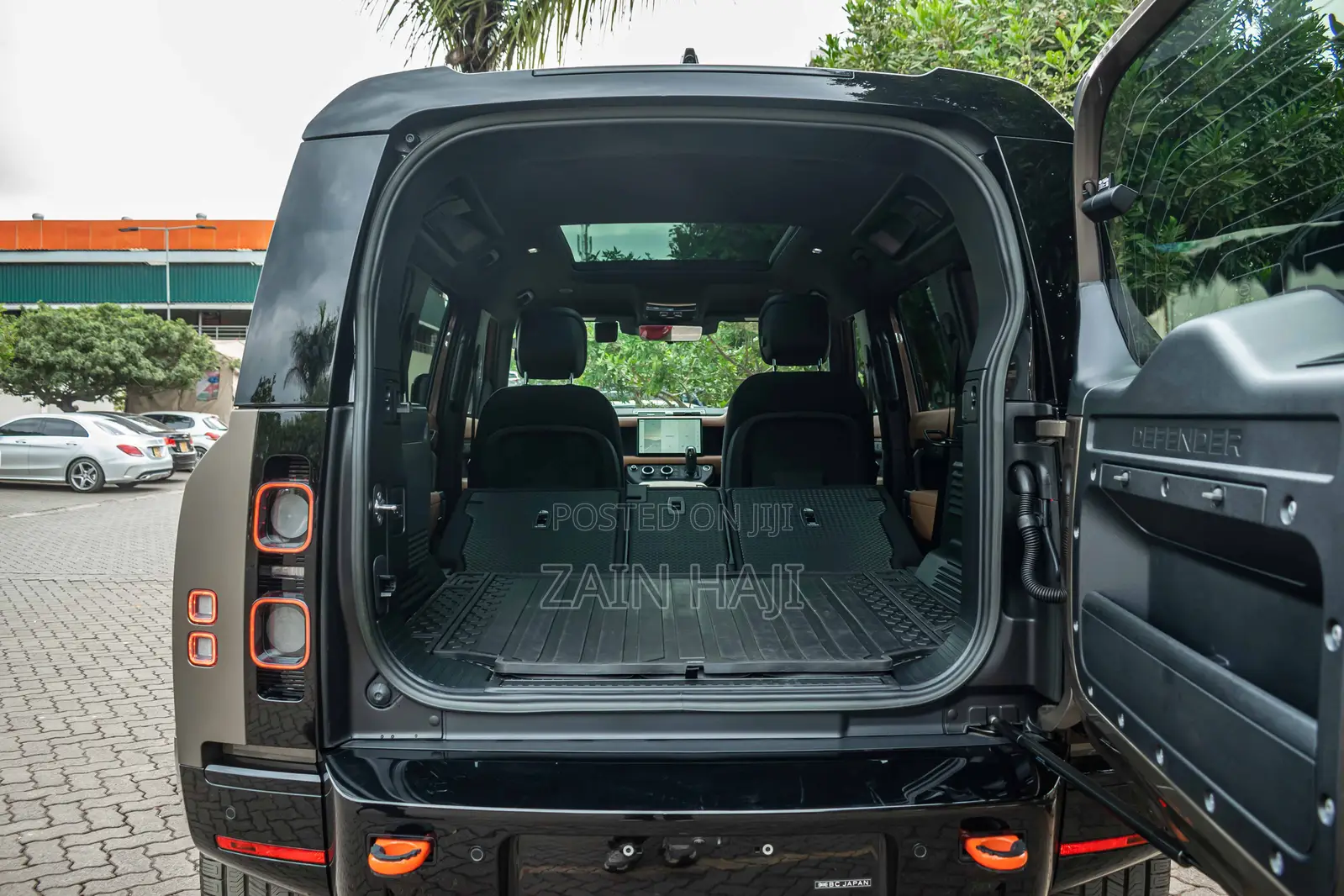 Land Rover Defender 2020 Brown