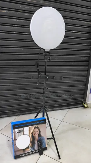 PF-33 Fill Light: Best Budget Studio Light