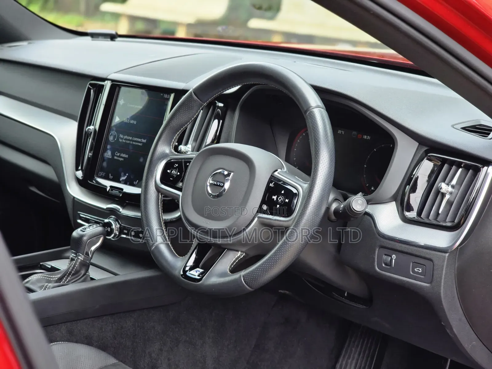 Volvo XC60 2019 Red